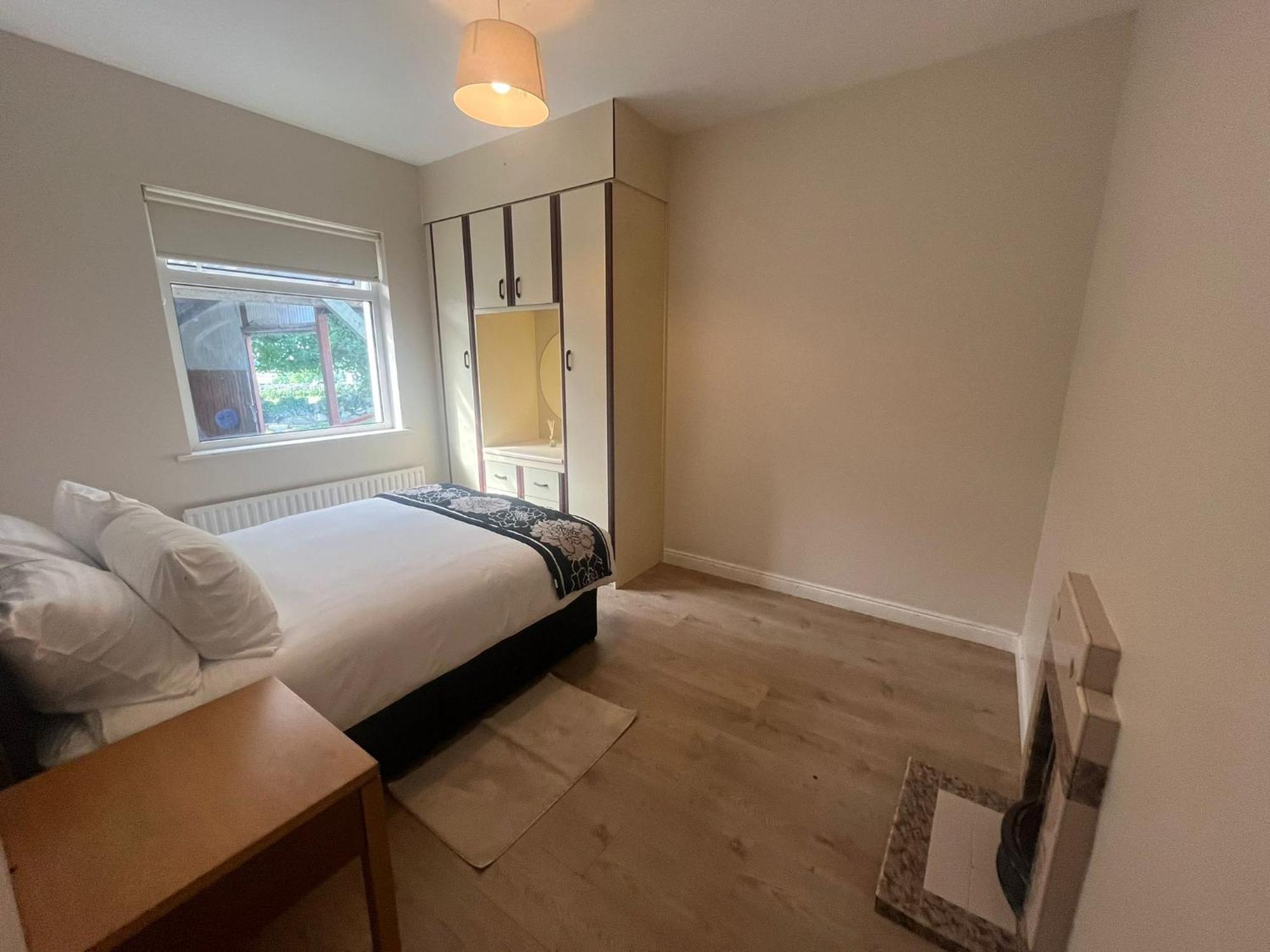 Yeats Lodge Self Catering Apartment And Bar 戈尔韦 外观 照片