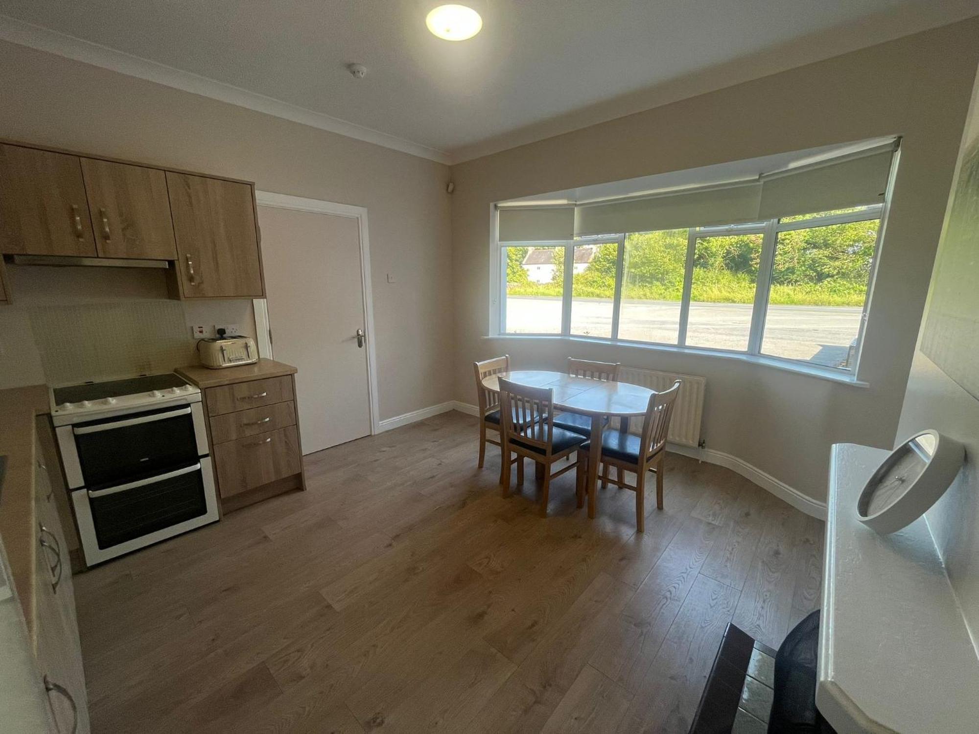Yeats Lodge Self Catering Apartment And Bar 戈尔韦 外观 照片